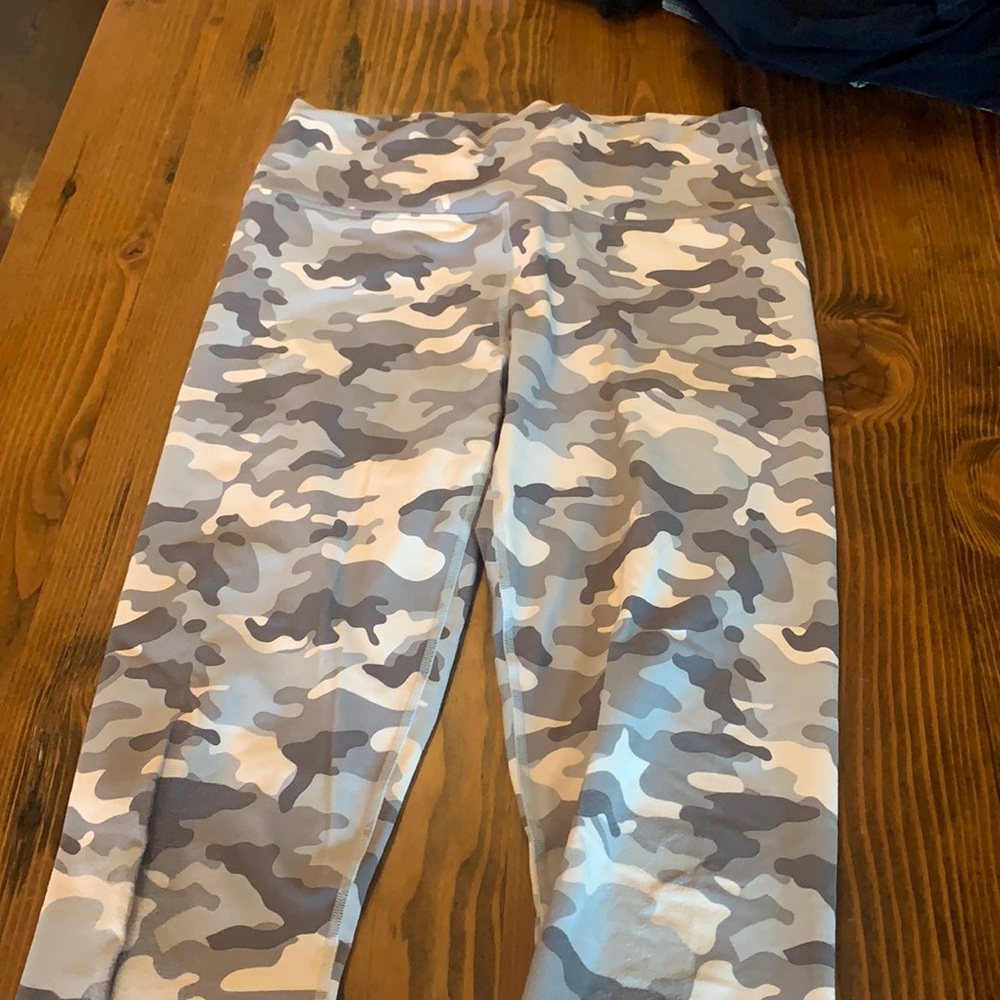 pink camo leggings